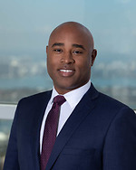 Photo of Damien K. Reynolds